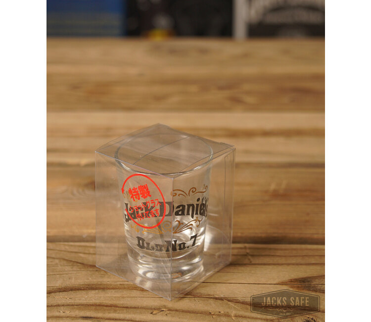 https://cdn.webshopapp.com/shops/268070/files/443365715/750x650x2/jack-daniels-shot-glass-black-gold-print-old-nr-7.jpg