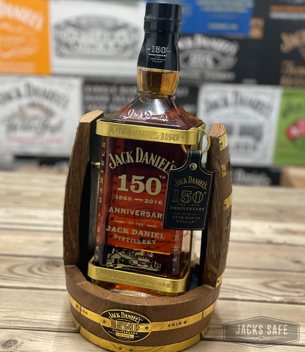 JACK DANIEL'S - Black Label - Evo - 150th Anniversary in Cradle