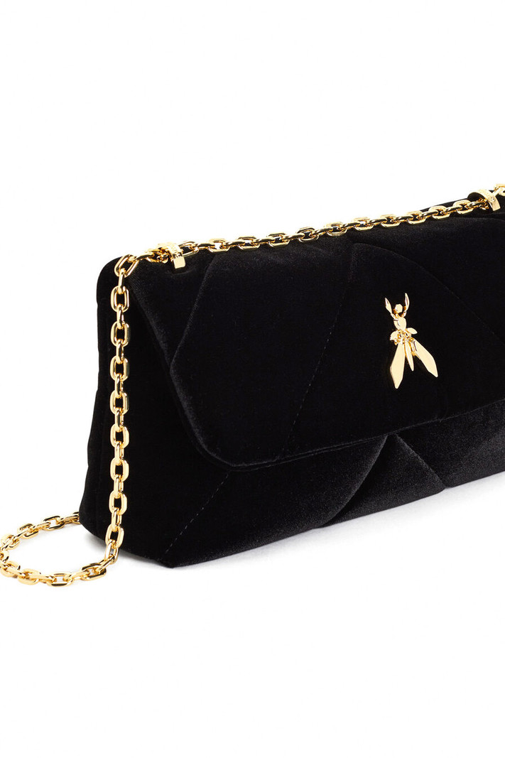 PATRIZIA PEPE Patrizia Pepe fluweel diep zwarte tas met gouden logo crossbody Zwart