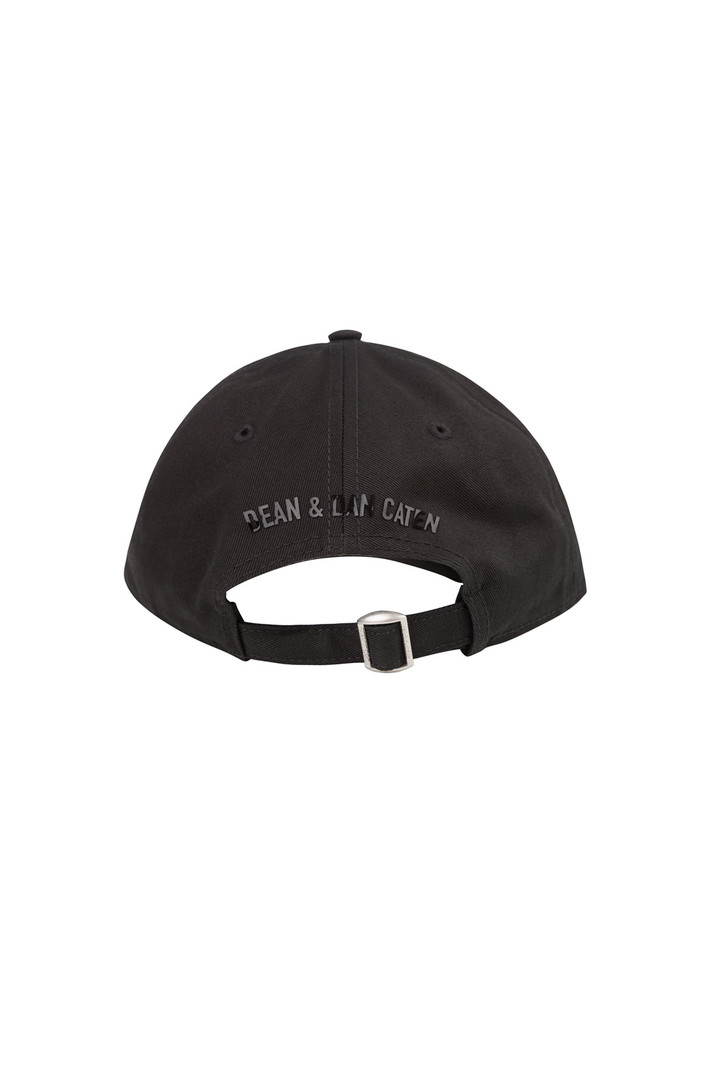 DSQUARED2 Dsquaered2 cap laminated ICON and on back dean & dan Caten Black