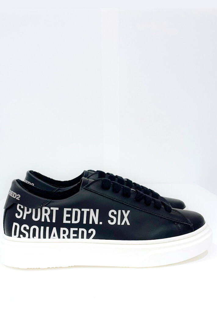 DSQUARED2 Dsquared2 sneaker met witte tekst en wollen binnenkant Zwart