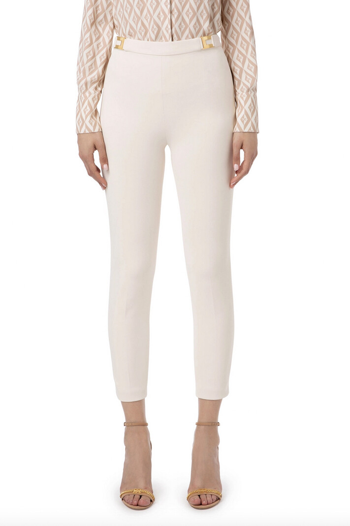 ELISABETTA FRANCHI Elisabetta Franchi pantalon met gouden logo details in taille Burro / Room Wit