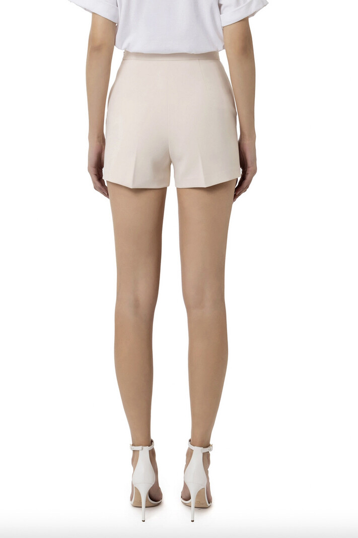 ELISABETTA FRANCHI Elisabetta Franchi short korte broek met gouden logo Burro / room Wit