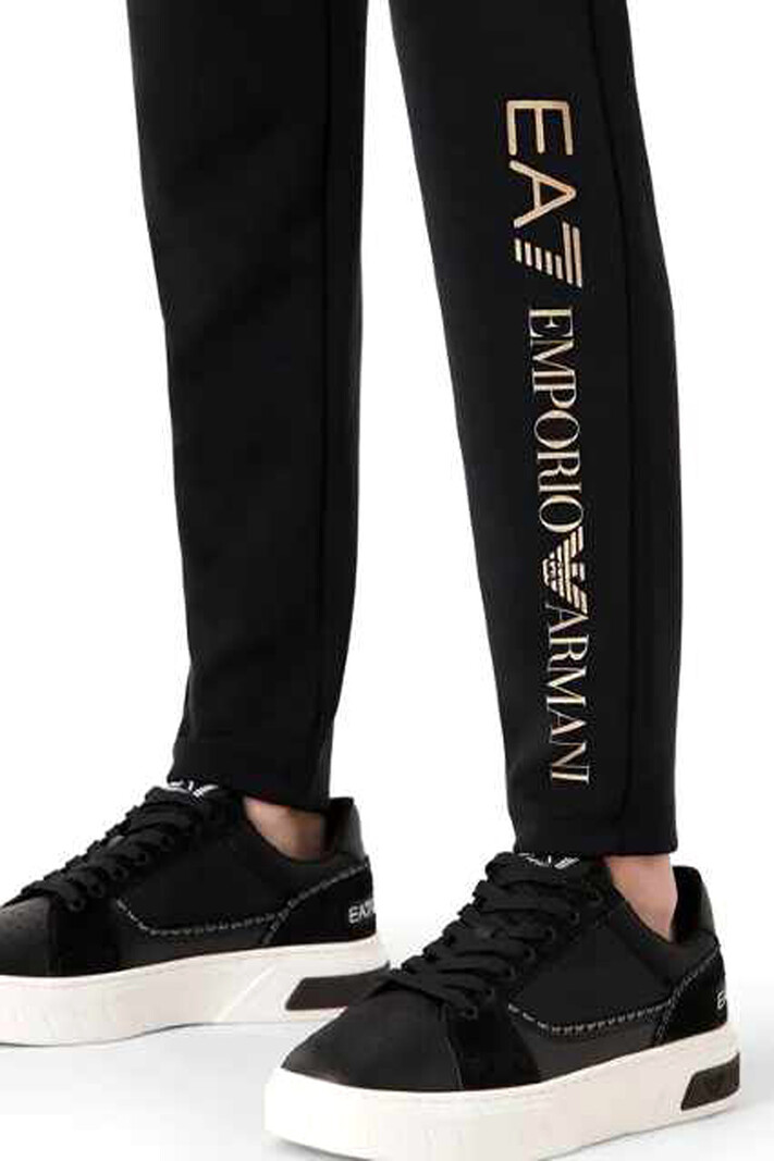 EA7 Emporio Armani EA7 Emporio Armani huispak tracksuit Zwart met hoodie Zwart