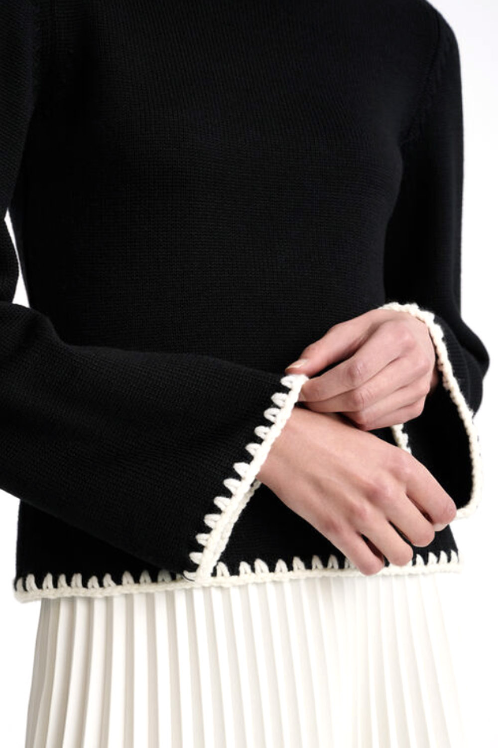 LUISA SPAGNOLI Luisa Spagnoli wollen sweater / trui met witte bies Zwart