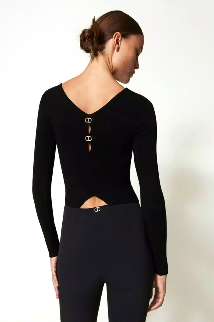 TWINSET Twinset knitted top with gold logo and V neckline Black ( can be worn on both sides)