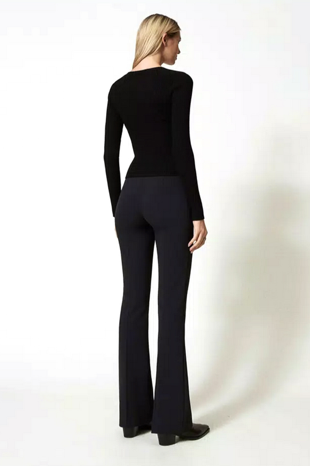 TWINSET Twinset flaired pantalon met logo op achterzijde ZWART