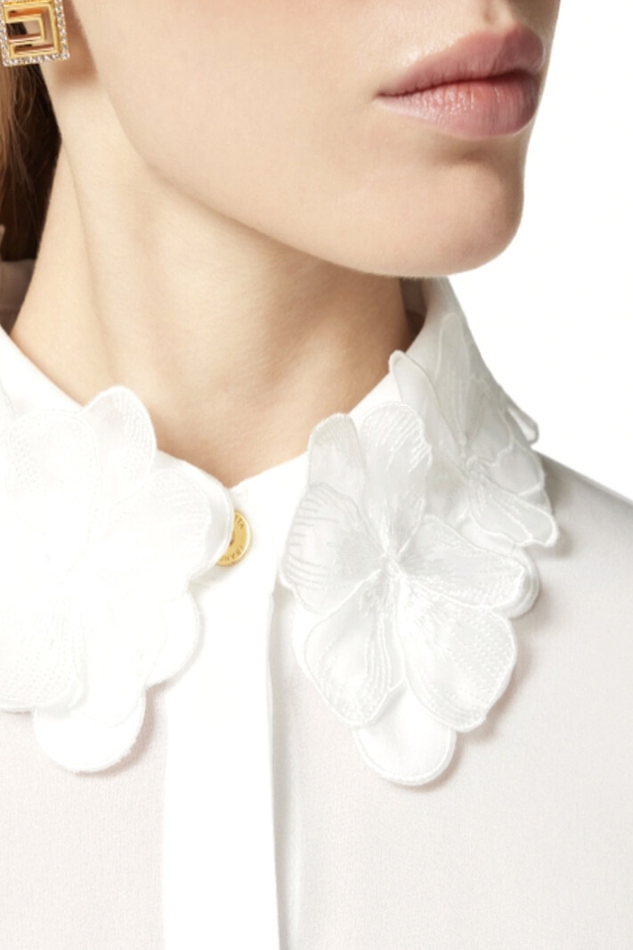 ELISABETTA FRANCHI Elisabetta Franchi blouse with floral collar and wrist cream WHITE