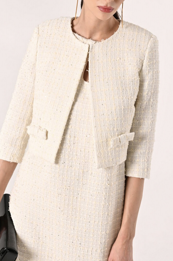 RINASCIMENTO RC cropped jas met strikjes en goud glitter detail BEIGE