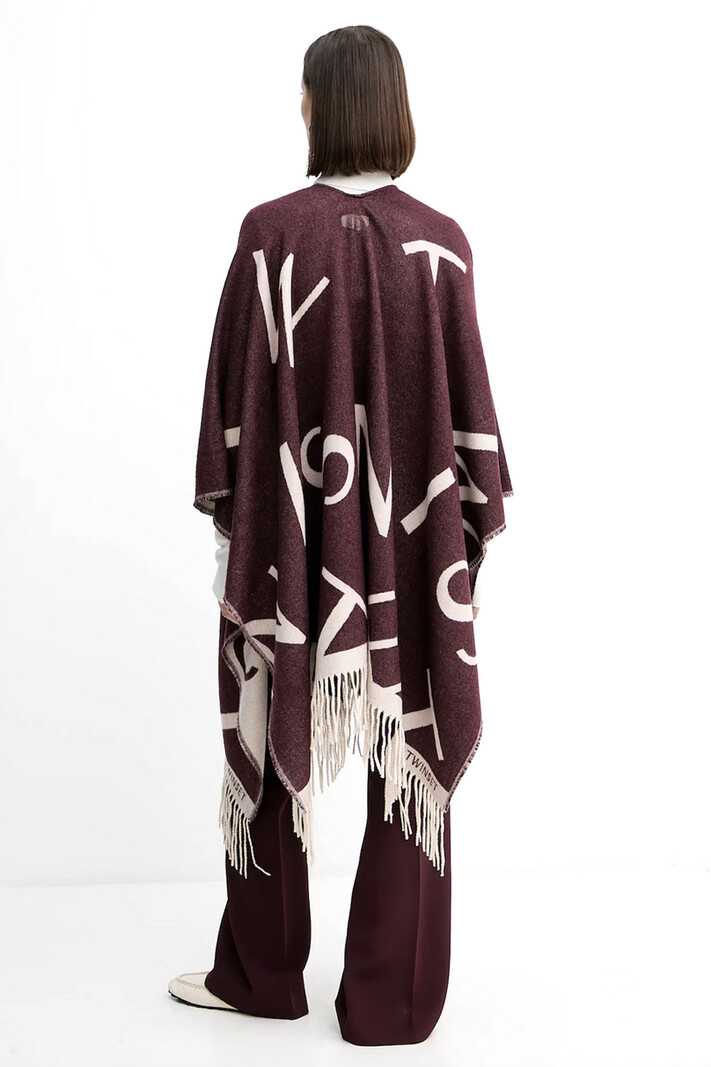 TWINSET Twinset poncho met logo letters winetas / BORDEAUX ROOD