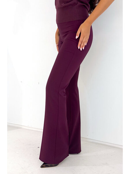 RINASCIMENTO Rinascimento flaired pantalon BORDEAUX ROOD