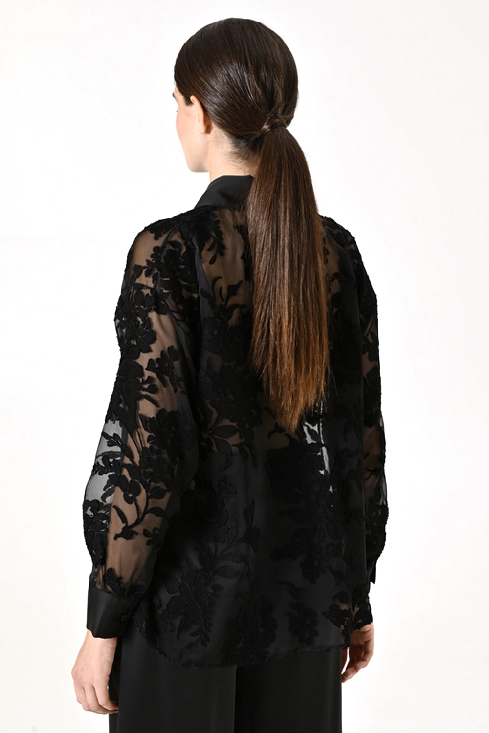 RINASCIMENTO Rinascimento transparante blouse met bloemenprint asymetrisch ZWART