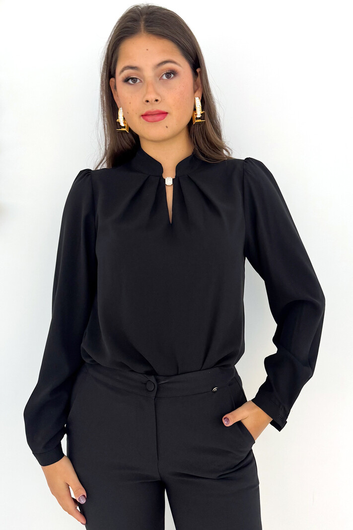 RINASCIMENTO Rinascimento blouse met lichte pofmouw glitter steen bij hals ZWART