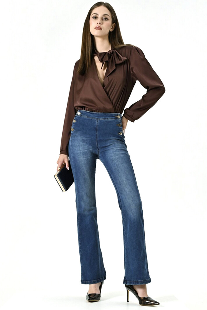 RINASCIMENTO Rinascimento flaired jeans strech met gouden knopen BLAUW