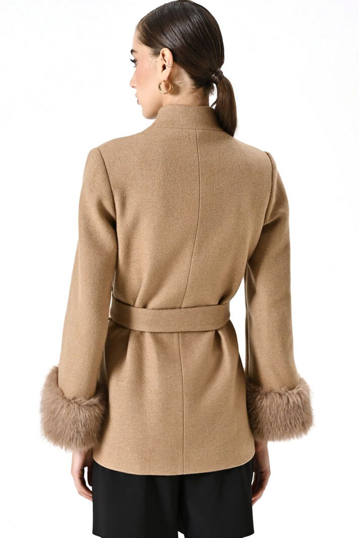 RINASCIMENTO Rinascimento mantel jas met fake fur / imitatiebont Beige / Camel