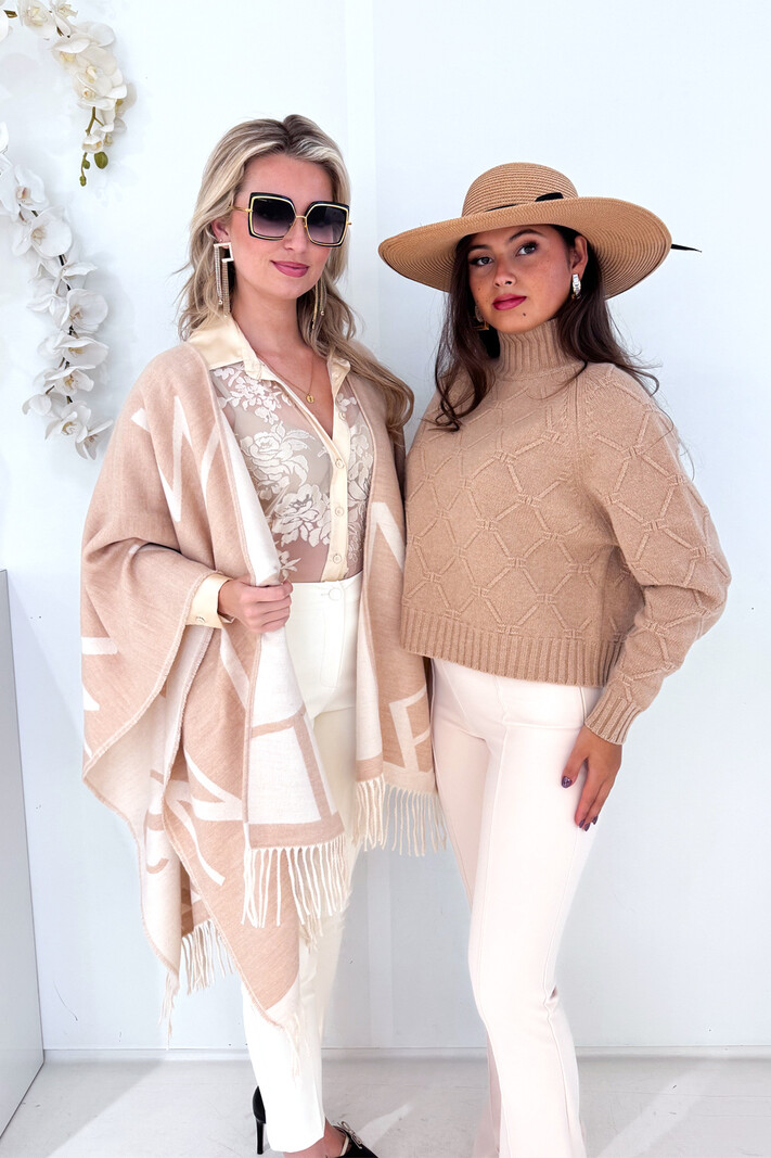 RINASCIMENTO Rinascimento trousers / trousers with narrow legs, cream white / CREAM
