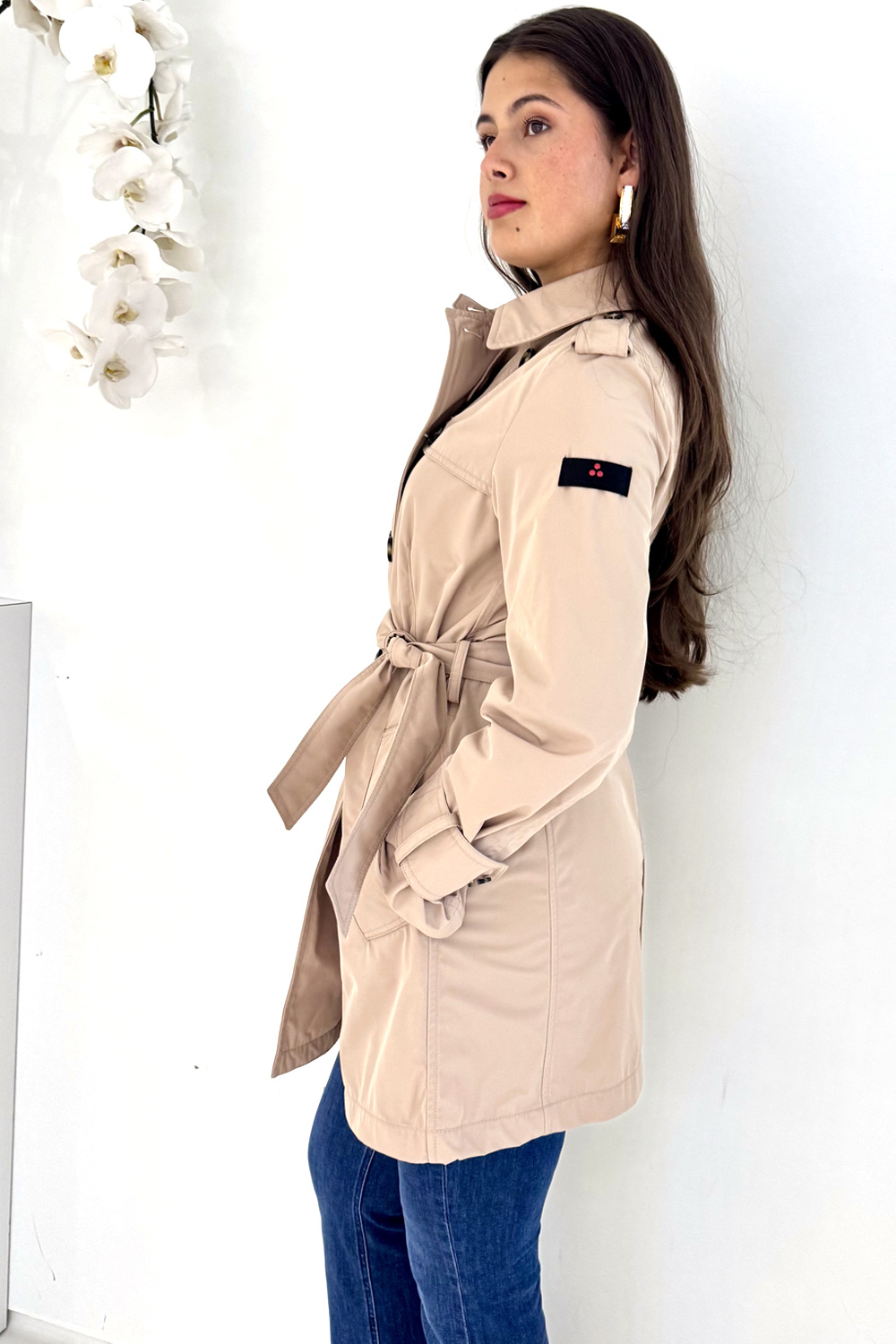 PEUTEREY Peuterey Trenchcoat met ceintuur en logo op mouw BEIGE