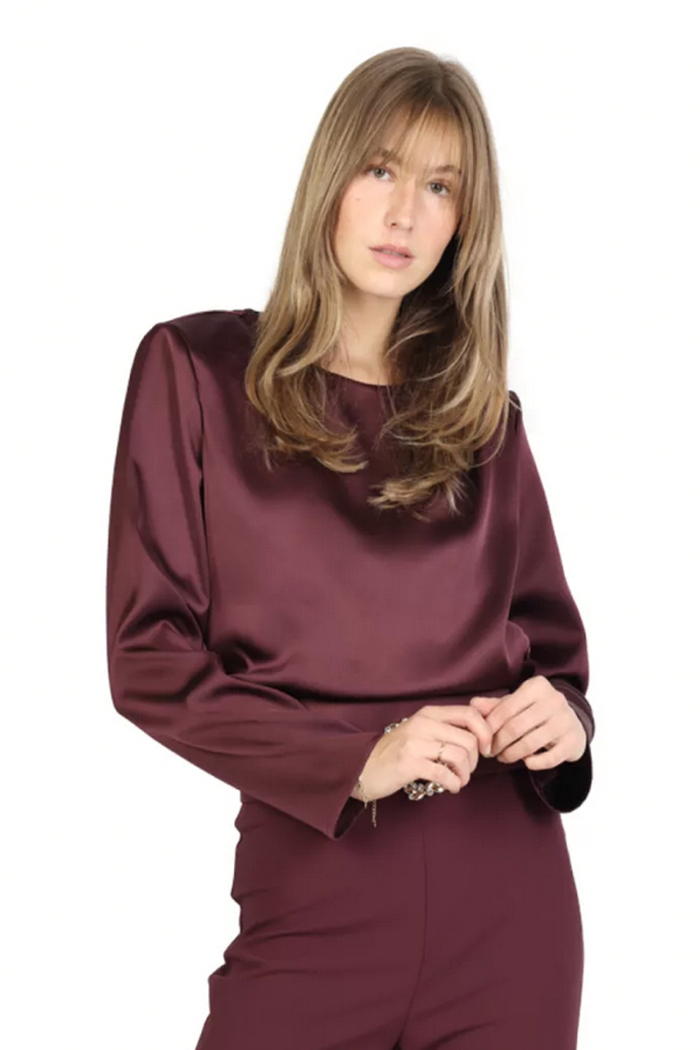 RINASCIMENTO Rinascimento blouse in satijn look BORDEAUXROOD