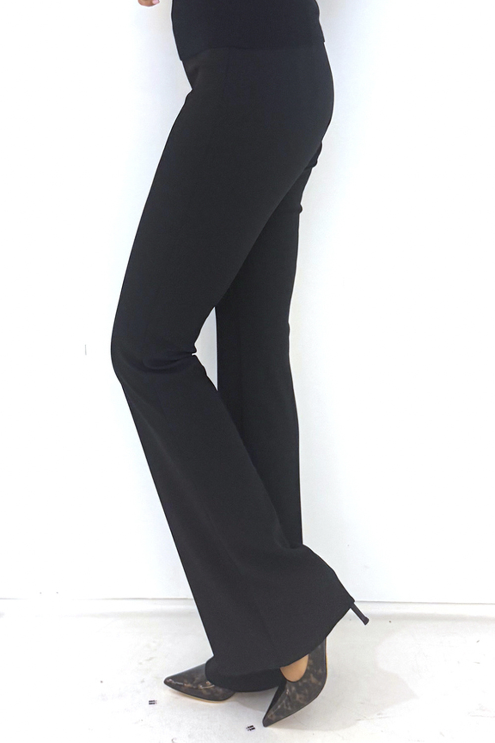RINASCIMENTO Rinascimento flared pantalon ZWART
