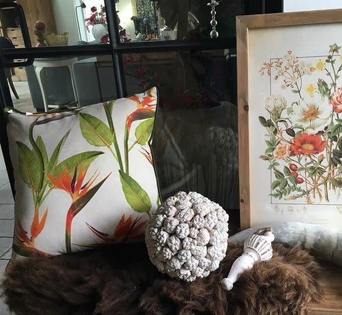 Zisensa, private collection Unieke woonaccessoires Sierkussen tropische bloem