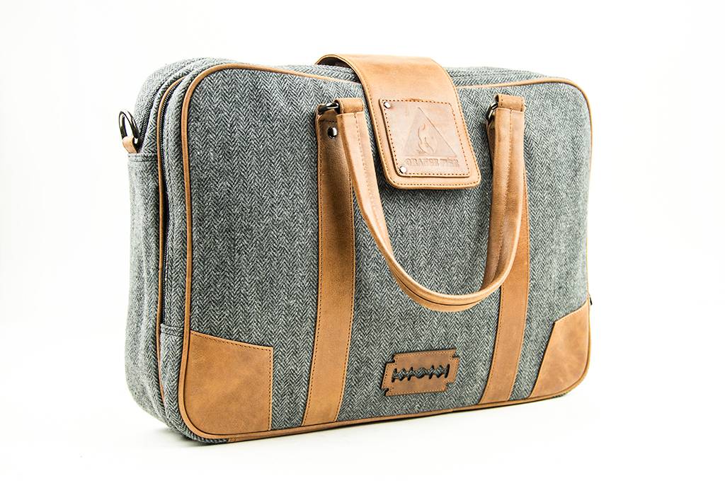 John - Tweed Laptop Bag - Grey/Brown