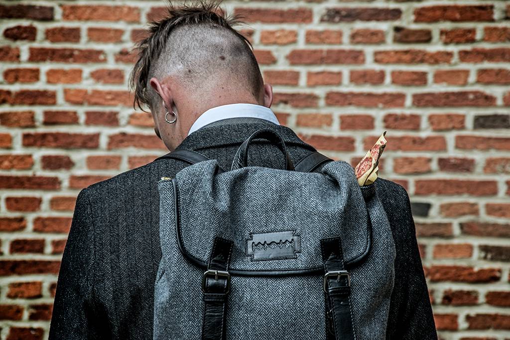 Danny - Tweed Backpack - Grey/Black