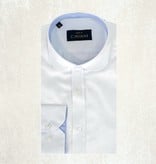 White shirt round collar