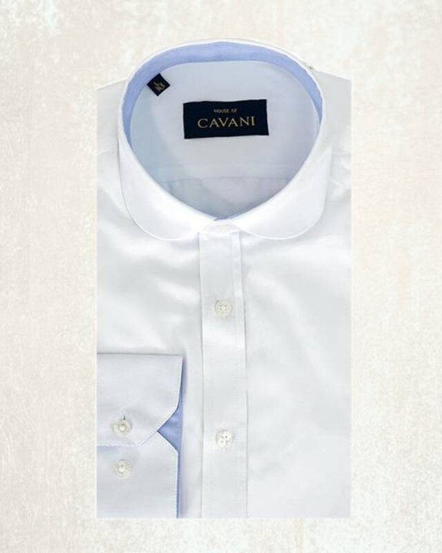 White shirt round collar