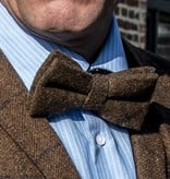 Arthur tan bow tie & pocket square