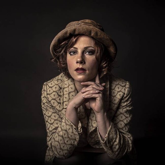 Audrey bruin tweed
