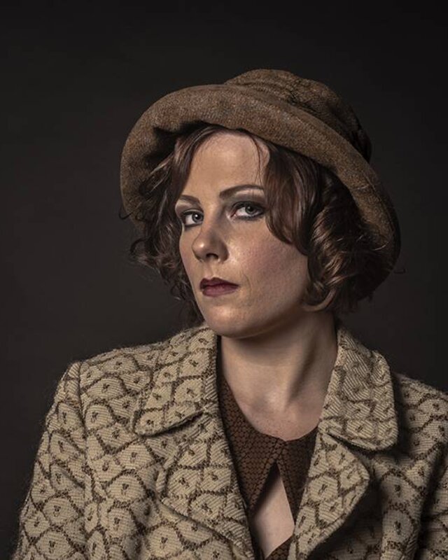 Audrey bruin tweed