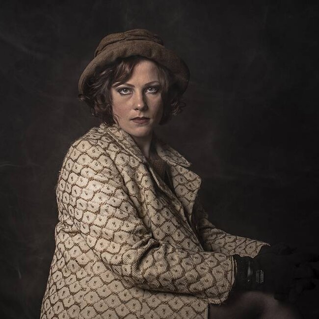 Audrey bruin tweed