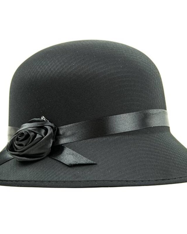 May cloche hoed