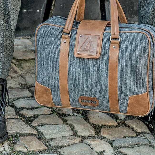 John - Tweed Laptop Bag - Grey/Brown