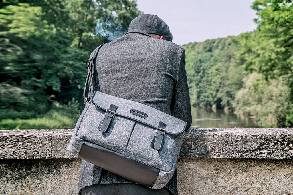 Freddie - Tweed messenger bag Grau/Schwarz