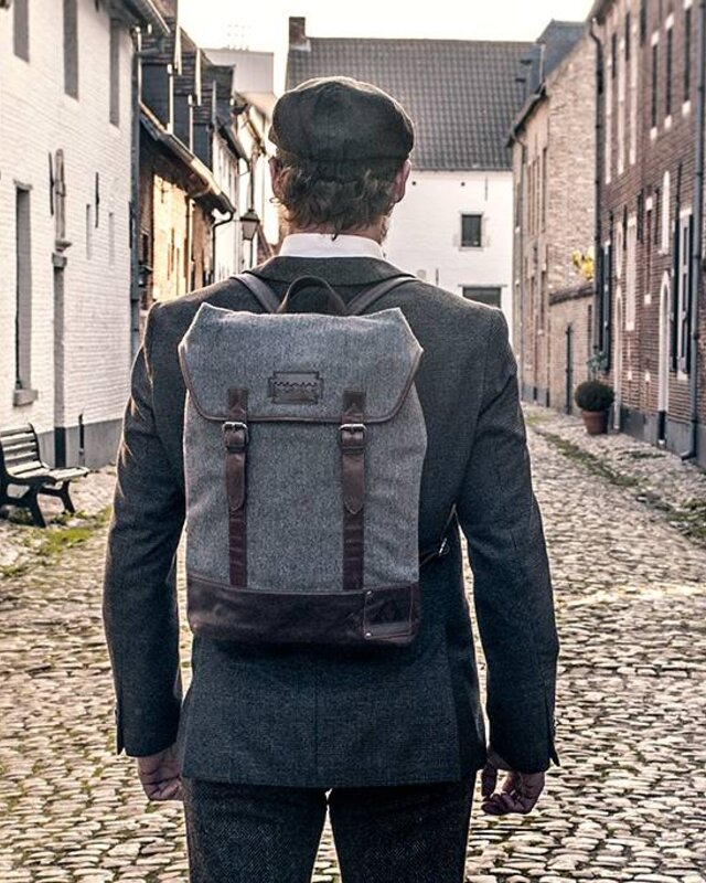 Charlie - Tweed Backpack Grey/Brown