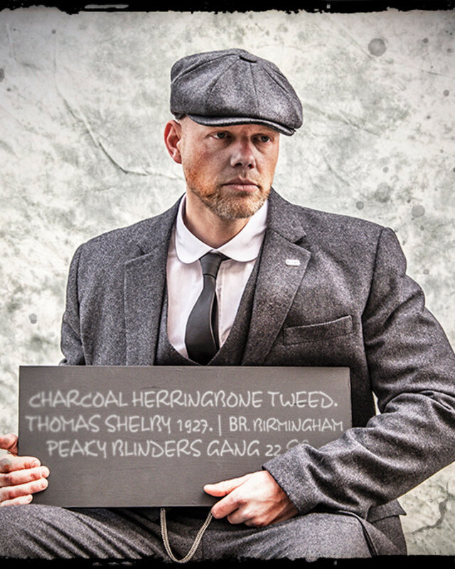Costume sur mesure pour homme | costume 3 pièces | chevrons gris foncé | Thomas Shelby | Peaky Blinders