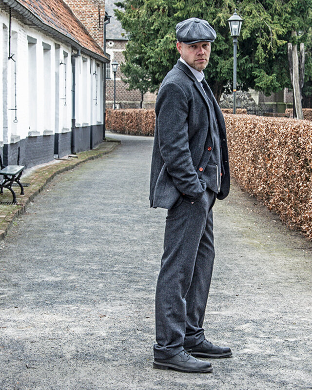 Costume sur mesure pour homme | costume 3 pièces | chevrons gris foncé | Thomas Shelby | Peaky Blinders