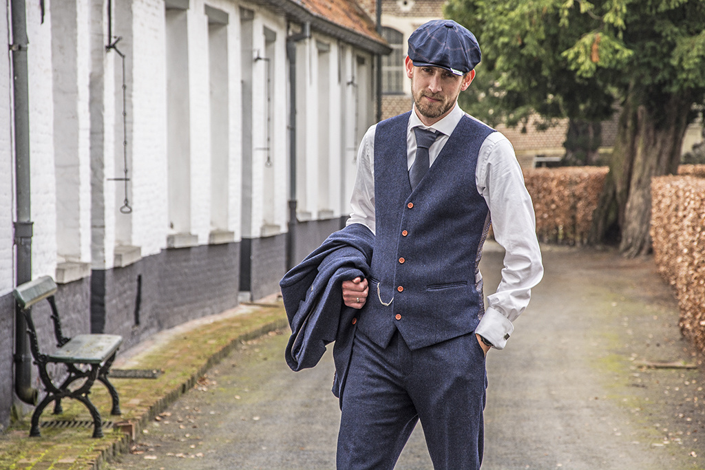 Costume sur mesure pour homme | costume 3 pièces | bleu marine à chevrons | thomas shelby | peaky blinders