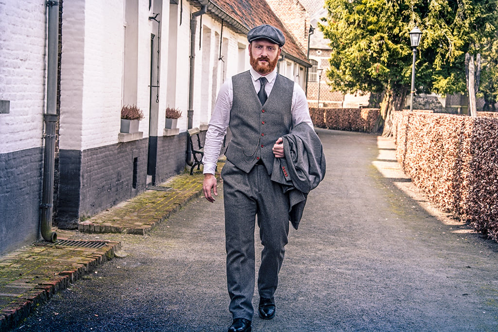 Men's tailored suit | 3-piece suit | grey twill | Arthur Shelby | peaky blinders