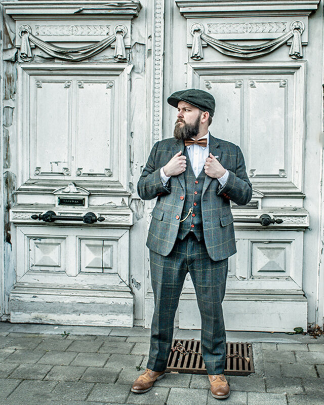 Costume sur mesure pour homme | costume 3 pièces | sergé à carreaux vert foncé | Arthur Shelby | oeillères en forme de pics