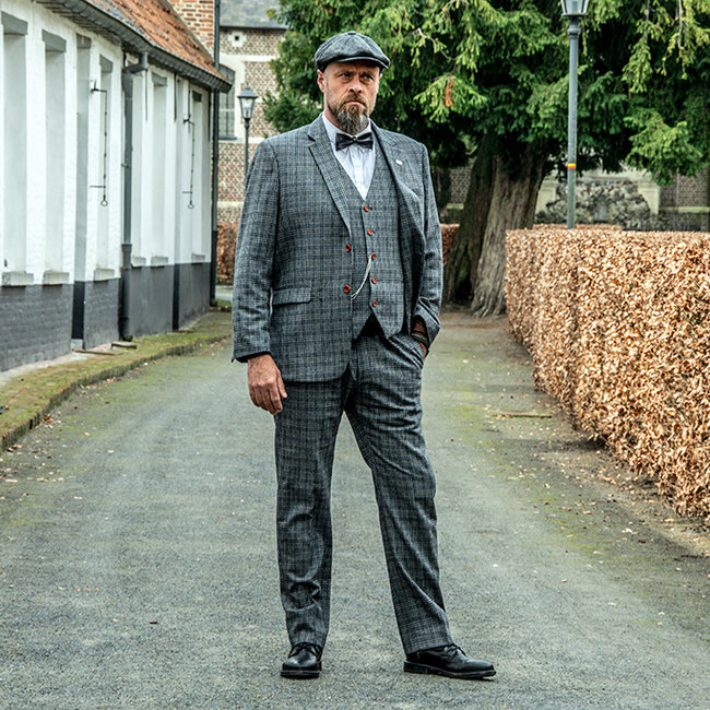 Men's tailored suit | 3-piece suit | grey/blue plaid | Charlie Strong | peaky blinders