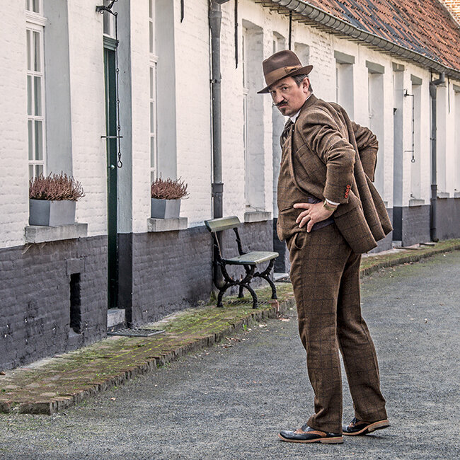Men's tailored suit | 3-piece suit | brown Windowpane tweed | Michael Gray | Peaky Blinders