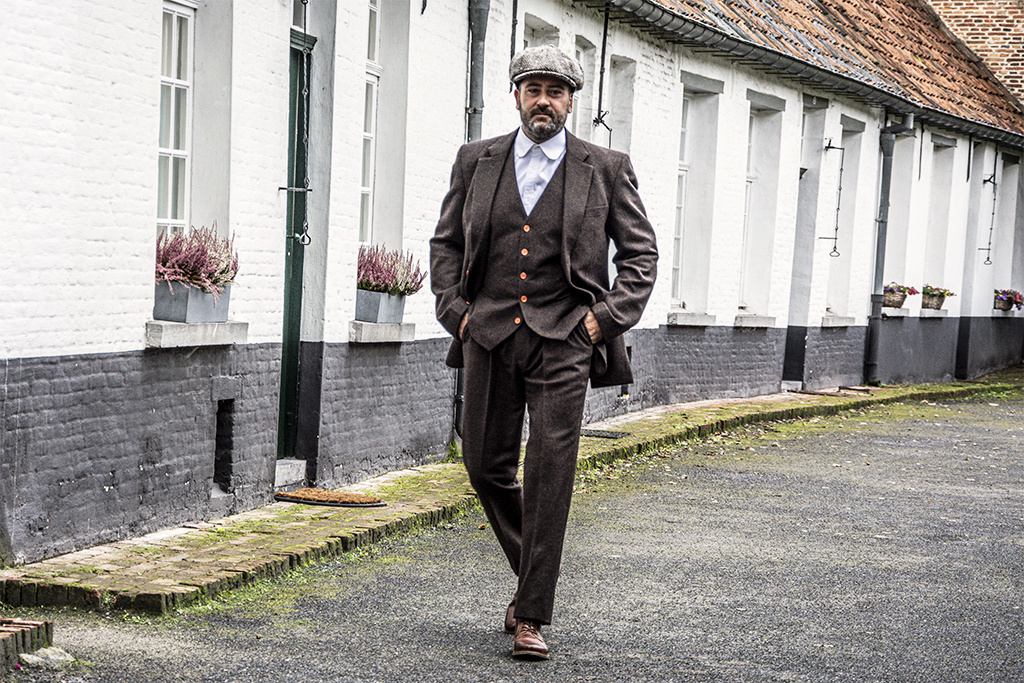 3-piece tweed suit  Dark Brown Herringbone