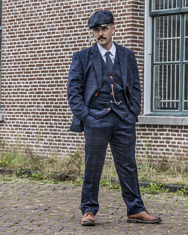 Made-to-measure suit for men | 3-piece suit | navy blue overcheck Twill | Arthur Shelby | Peaky Blinders