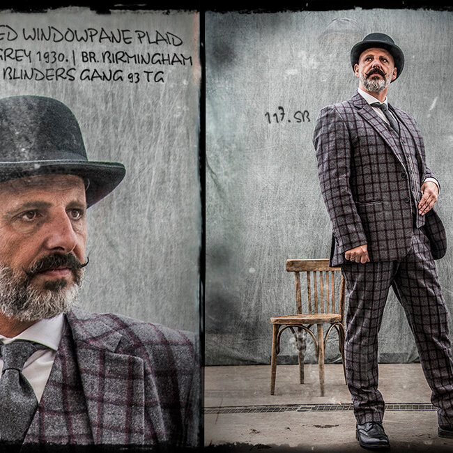 Herren Maßanzug | 3-teiliger Anzug | grau/rot Windowpane | Michael Gray | Peaky Blinders