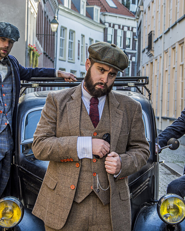 Herren Maßanzug | 3-teiliger Anzug | brauner Fischgrätenanzug | Danny Whizz-Bang | Peaky Blinders