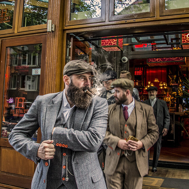 Traje sastre hombre | Traje 3 piezas | A cuadros gris/rojo | Aberama Gold | Peaky Blinders