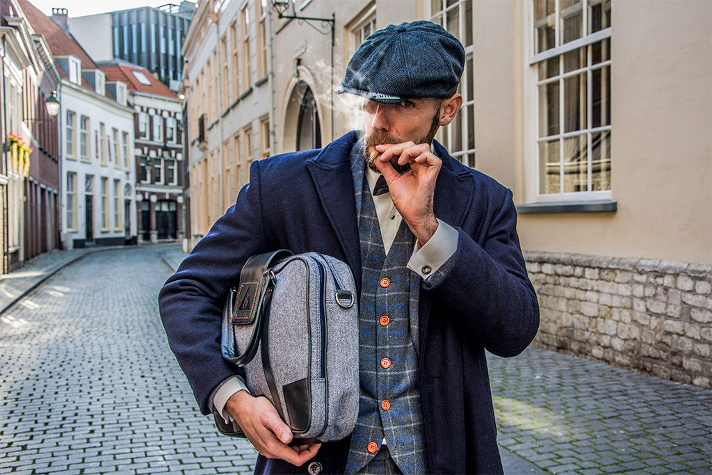 Thomas - Tweed Laptop Bag Blue