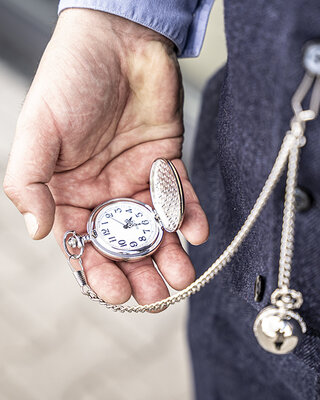 Reloj de bolsillo de plata